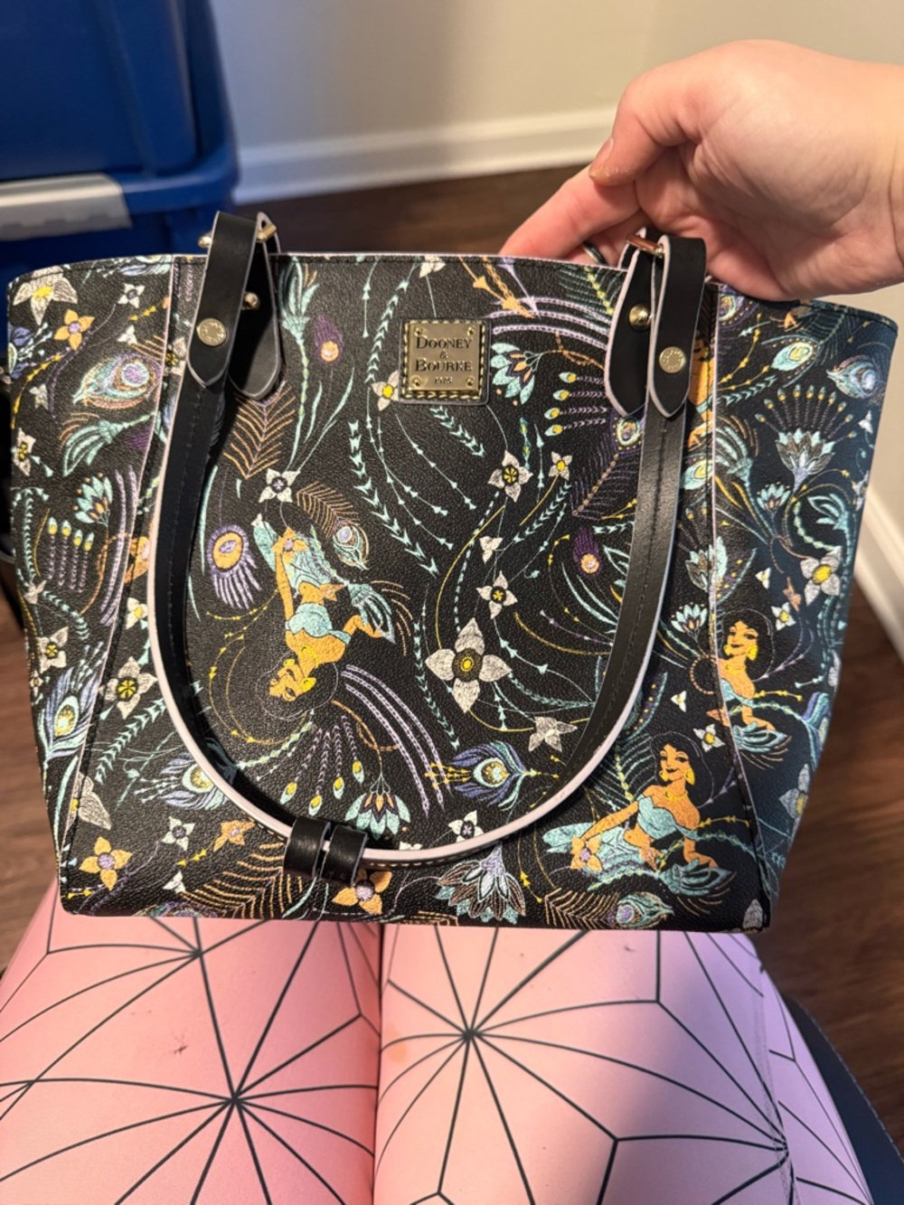 Dooney & Bourke jasmine purse